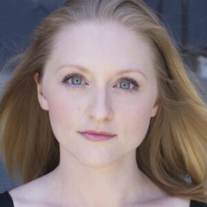 Sarah Hawkey Headshot